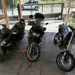 Jimmis Old House Апартаменты Калампака