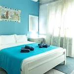Jimmis Old House Апартаменты