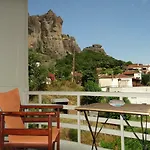 Апартаменты Jimmis Old House Калампака