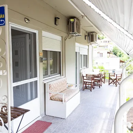 Apartament Jimmis Old House