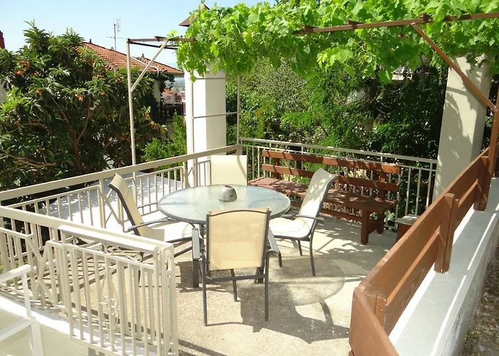 Jimmis Old House Apartament